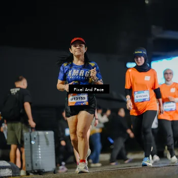 Runner Photo 7791418
