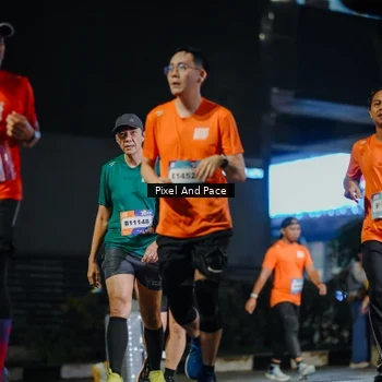 Runner Photo 7791436