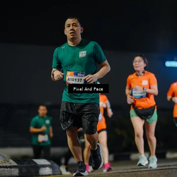 Runner Photo 7791453