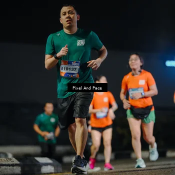 Runner Photo 7791459