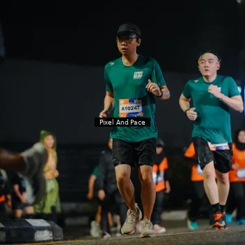 Runner Photo 7791549