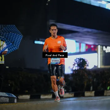 Runner Photo 7791572