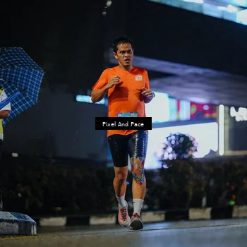 Runner Photo 7791624