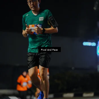 Runner Photo 7791651