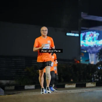 Runner Photo 7791653