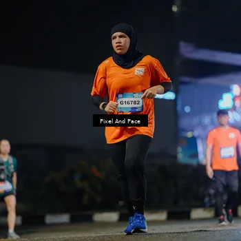 Runner Photo 7791702