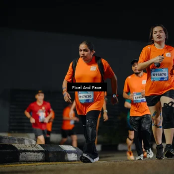 Runner Photo 7791772