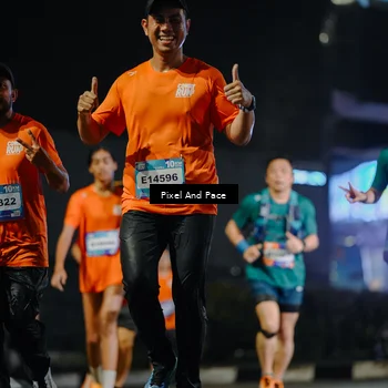 Runner Photo 7791782