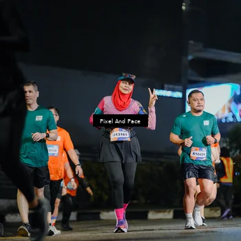 Runner Photo 7792001