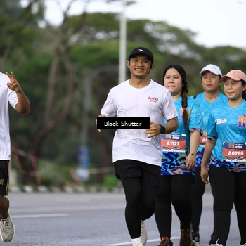 Runner Photo 7792010