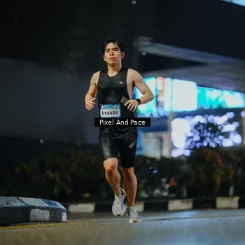 Runner Photo 7792037