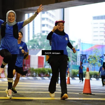 Runner Photo 7792040