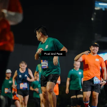 Runner Photo 7792041