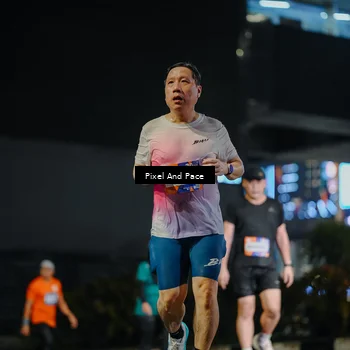Runner Photo 7792083