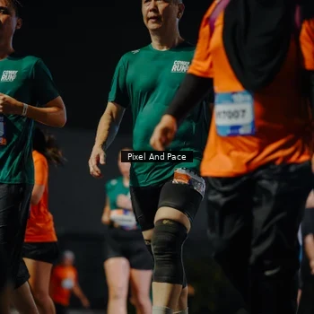 Runner Photo 7792084