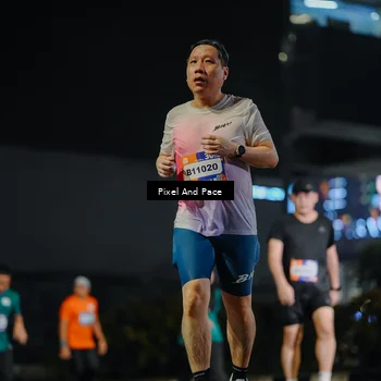 Runner Photo 7792090