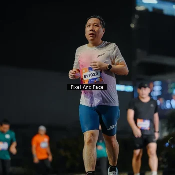 Runner Photo 7792093