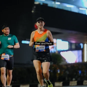 Runner Photo 7792125