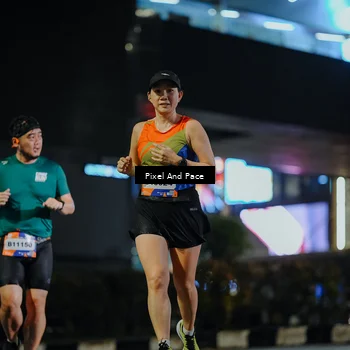 Runner Photo 7792129