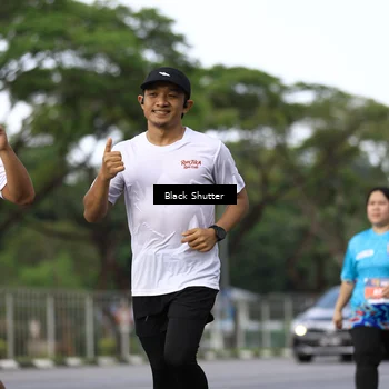 Runner Photo 7792134