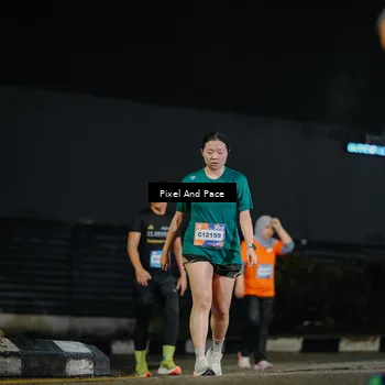 Runner Photo 7792137