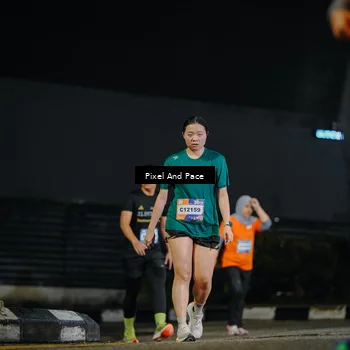 Runner Photo 7792144