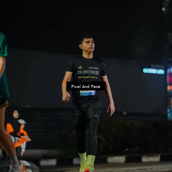 Runner Photo 7792150