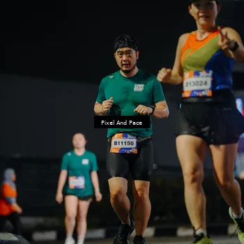 Runner Photo 7792158