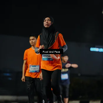 Runner Photo 7792201