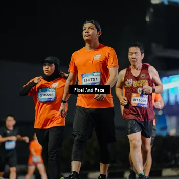 Runner Photo 7792247