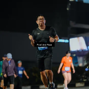 Runner Photo 7792271