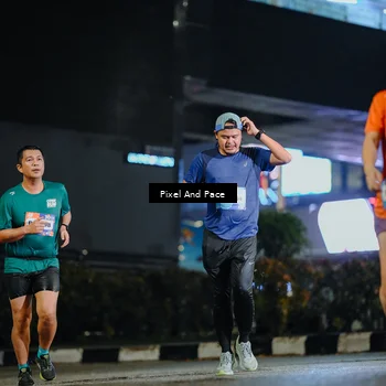 Runner Photo 7792282
