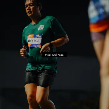 Runner Photo 7792296