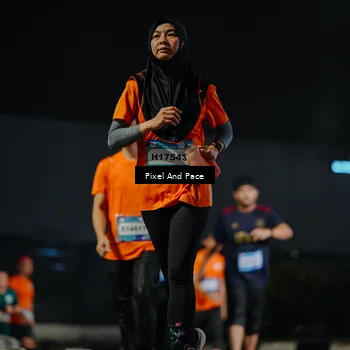 Runner Photo 7792308