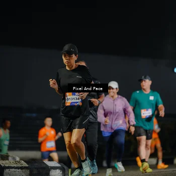 Runner Photo 7792345