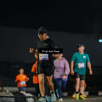 Runner Photo 7792352