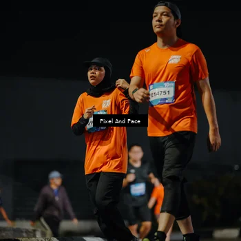 Runner Photo 7792405