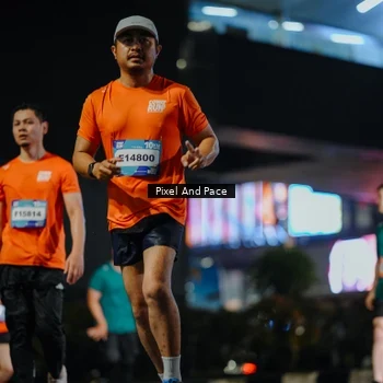 Runner Photo 7792444