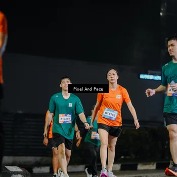 Runner Photo 7792445