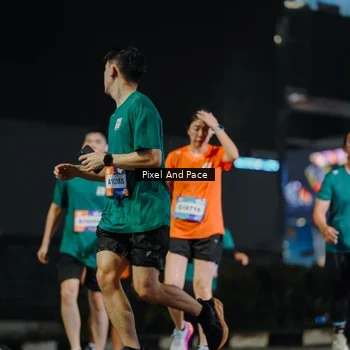 Runner Photo 7792451