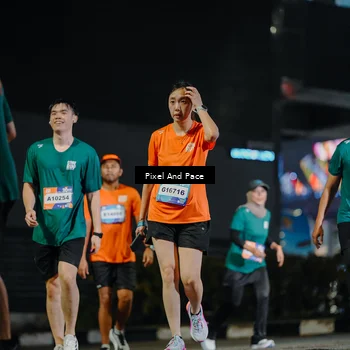 Runner Photo 7792458