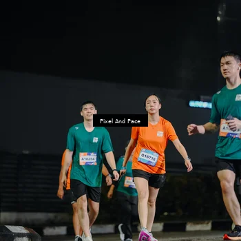 Runner Photo 7792474