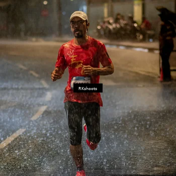 Runner Photo 7792479