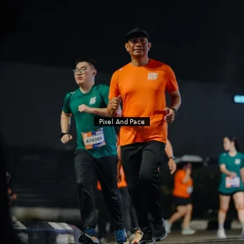Runner Photo 7792493