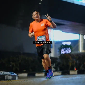 Runner Photo 7792501