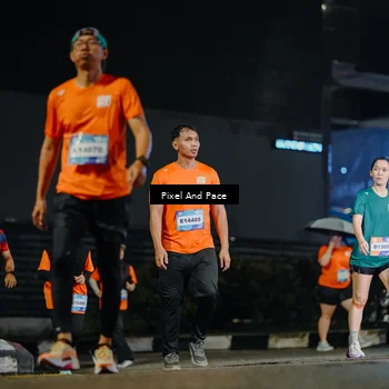 Runner Photo 7792526