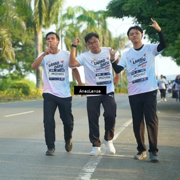 Runner Photo 7792529
