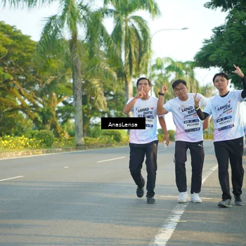 Runner Photo 7792538