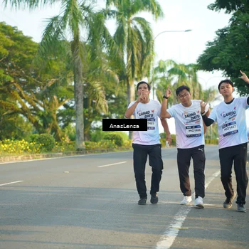 Runner Photo 7792552