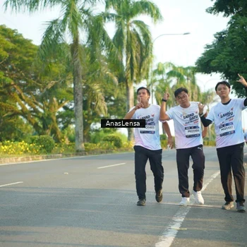 Runner Photo 7792562